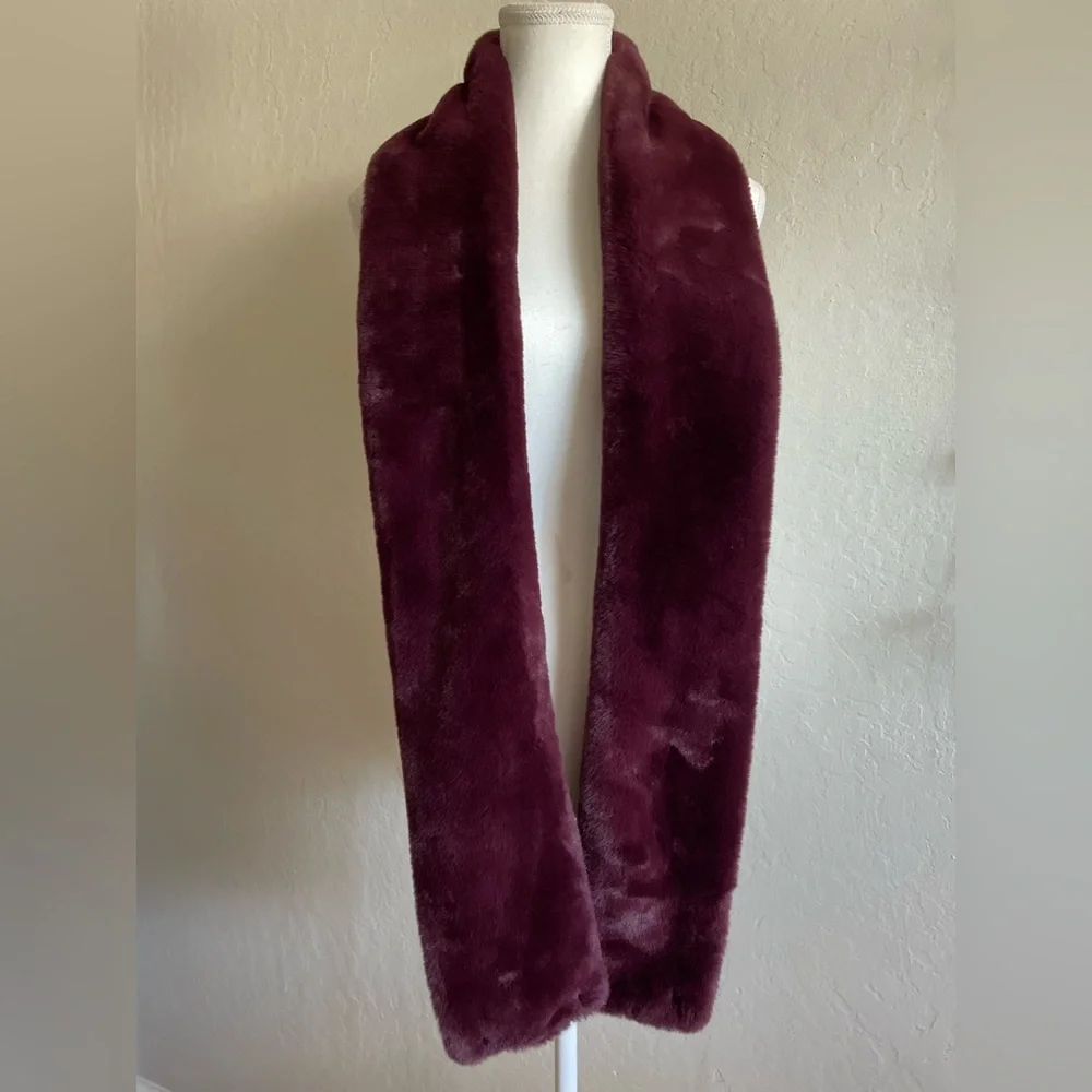 Plush Faux Fur Scarf Wrap in Deep Wine - Women's Fashion Accessory